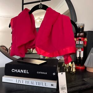 Calvin Klein Elegant Red Women's Scarf